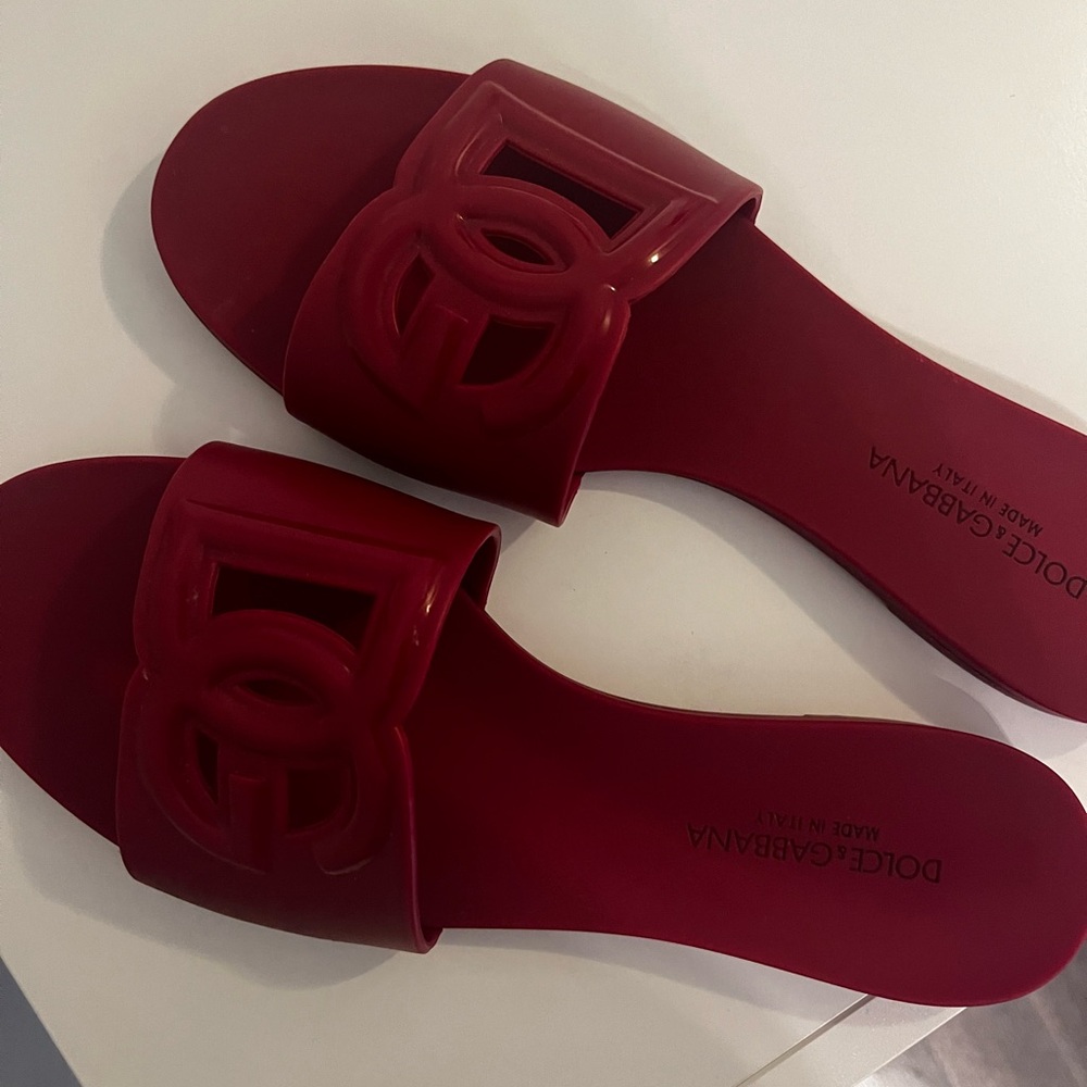 Dolce & Gabbana Red Rubber Slide Sandals